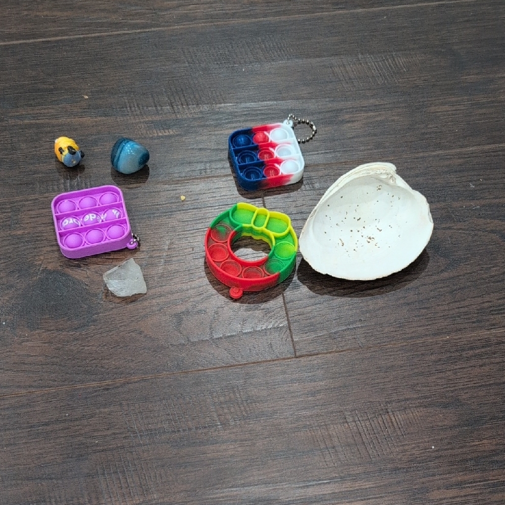 Kids Rainbow Ring Pop-It Fidget Toy - Multicolor